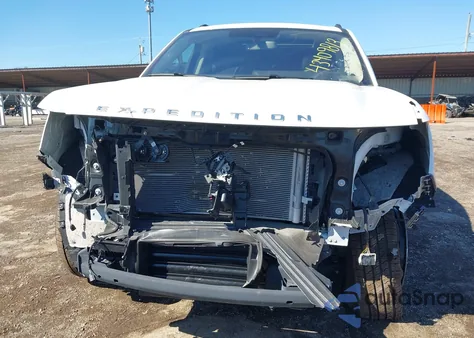 2025 Ford Expedition Platinum z USA, uszkodzony, nr VIN 1FMJU1M88SEA16026